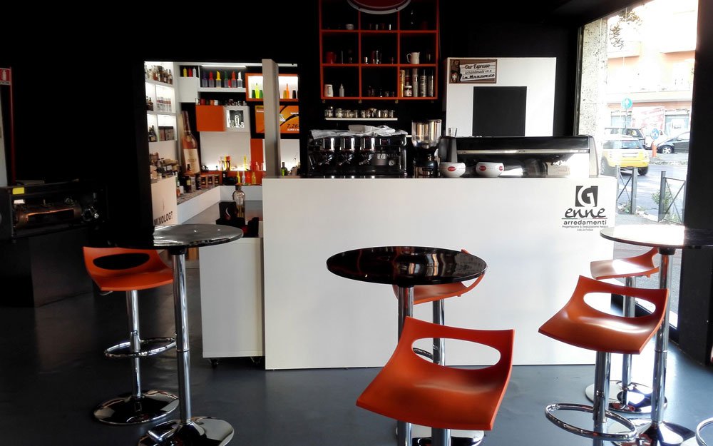 AliceCerea's tweet photo. Tutti i segreti per diventare un barman di successo! https://t.co/gye1Cm9Sy9
#mixology #corsobarman #mixologyacademy https://t.co/IwRYCCjCuk