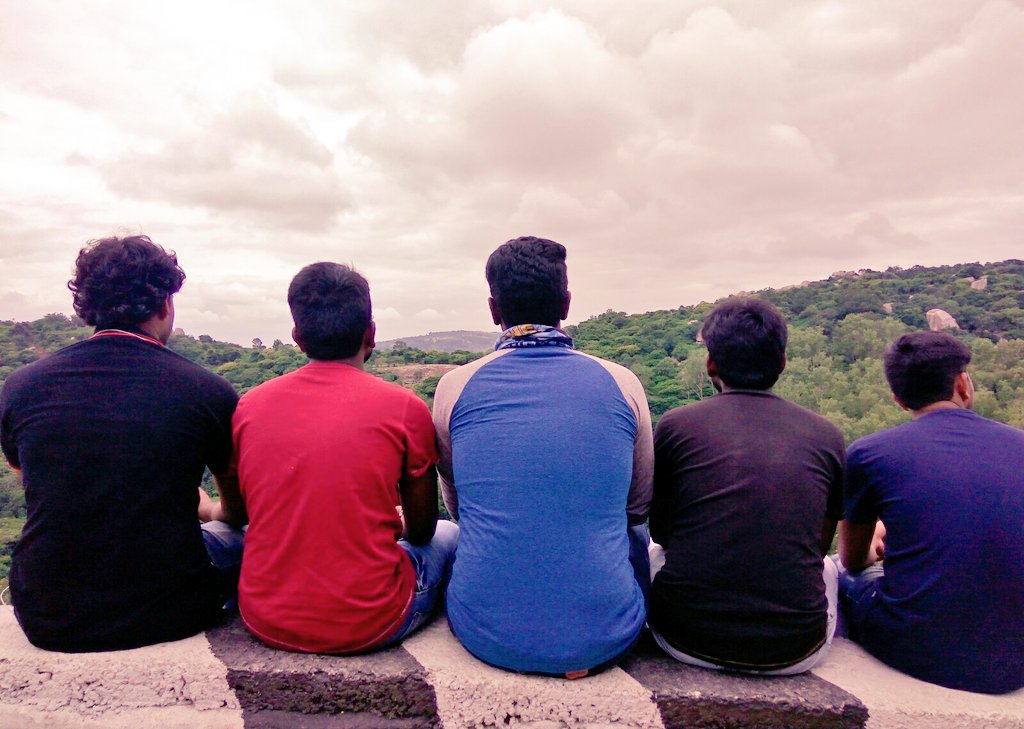 Ajrt235's tweet photo. Not all friends are #true &amp;
True #friends comes in all sizes &amp; colours.
#Ajrt235 #johnravitej #rt235 #friends #friendship #tff #yolojohn #jr https://t.co/ixFV1ATgLE