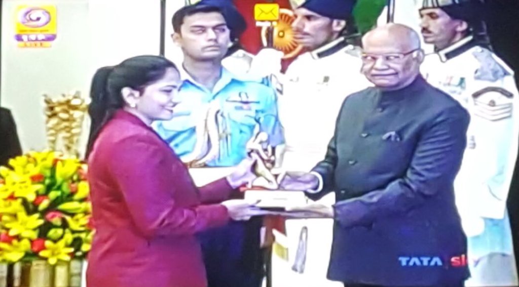 Divyasingh04's tweet photo. Special #NationalSportDay for us.@prashanti14 you made us proud. Congratulations everyone  #SinghSisters #ArjunaAward #Basketball #India https://t.co/EcIygBsL0p