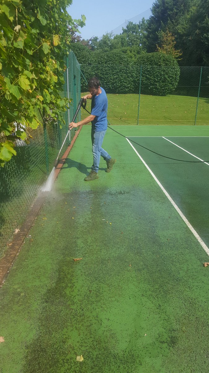 AbsoluteCourts's tweet image. Tennis court pressure cleaning on the Wentworth Estate in Virginia Waters today. Back tomorrow to repair and moss treat the surface.
