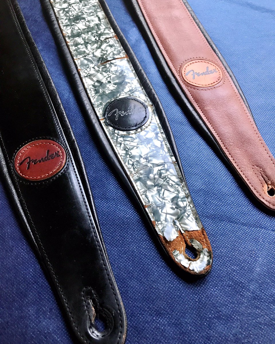 Megu_198's tweet photo. ☆My Fender Strap☆ 今では手に入らないから、なかなか貴重である。この度、2本新たに手に入ったv(´∀`)v
#strap #fender #fenderstrap https://t.co/3qIYHoNEGE