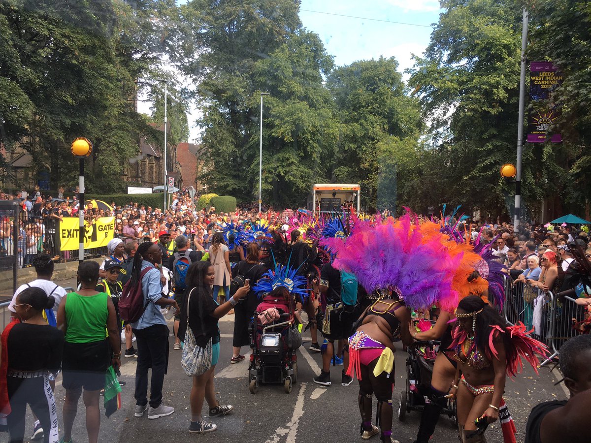 pukkatruckeruk's tweet photo. #leedscarnival @PlantforceLeeds  @truckingmag https://t.co/43f9IXaHrb
