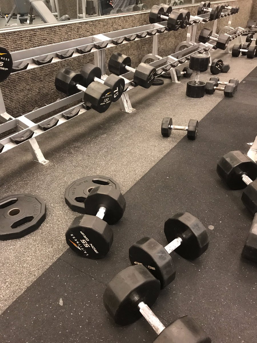 RuizRichard's tweet photo. Gotta love the way the clean up @LAFitness. Guess the evening crew was too tired to clean up for those early morning members huh @javilasaga https://t.co/5GzCUIqUHJ