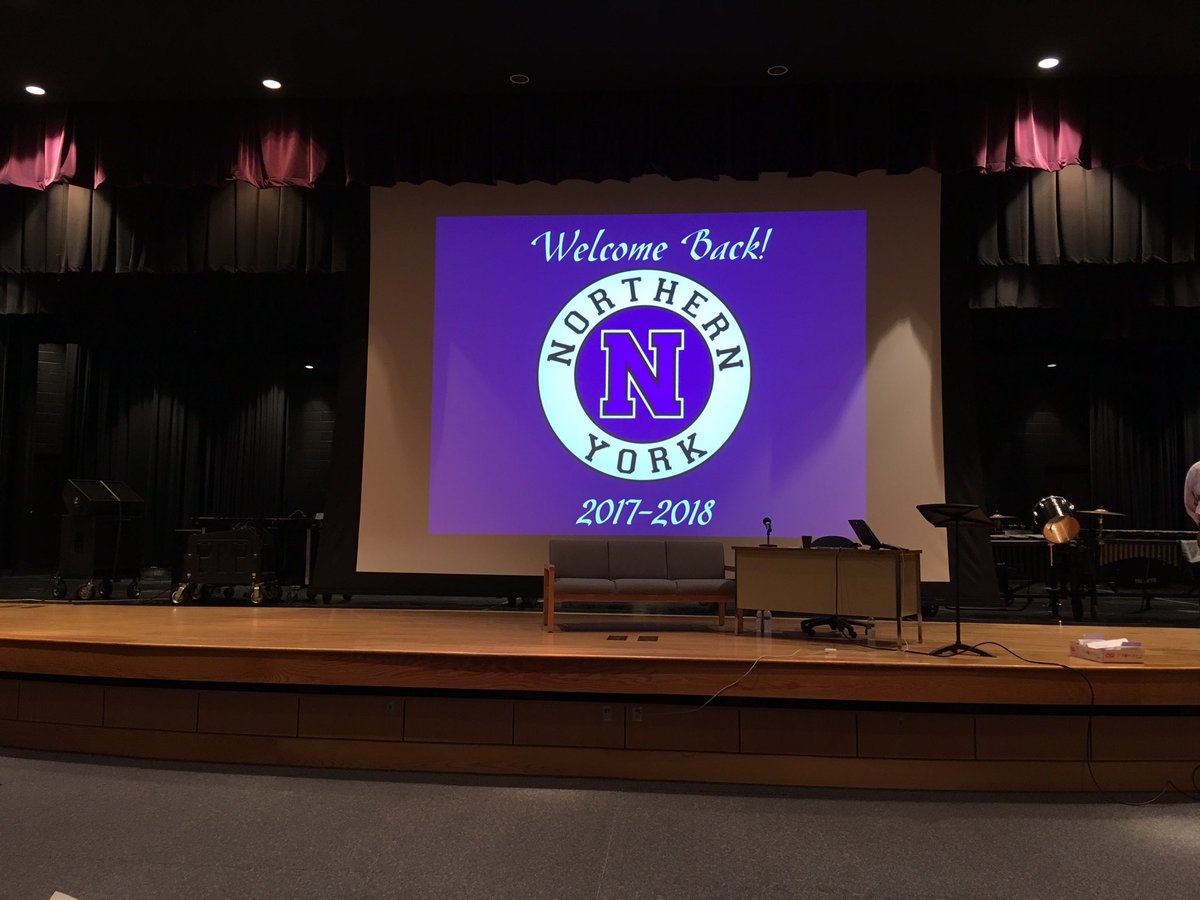 SMEPolarBears's tweet photo. Opening day! @dr_e_squared #NYCSDStory https://t.co/1lEXVkN5nB