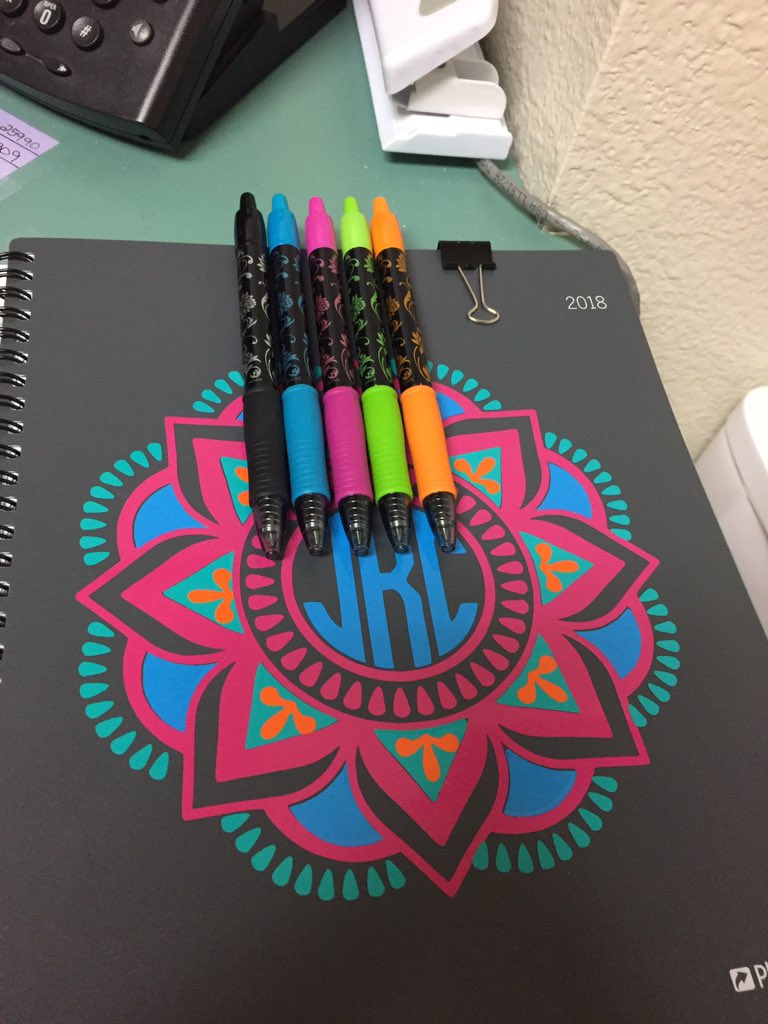 jgkris's tweet photo. @StrongBobcats I forgot my colored pens!!! #beverlybasics https://t.co/up6aHqKzdl