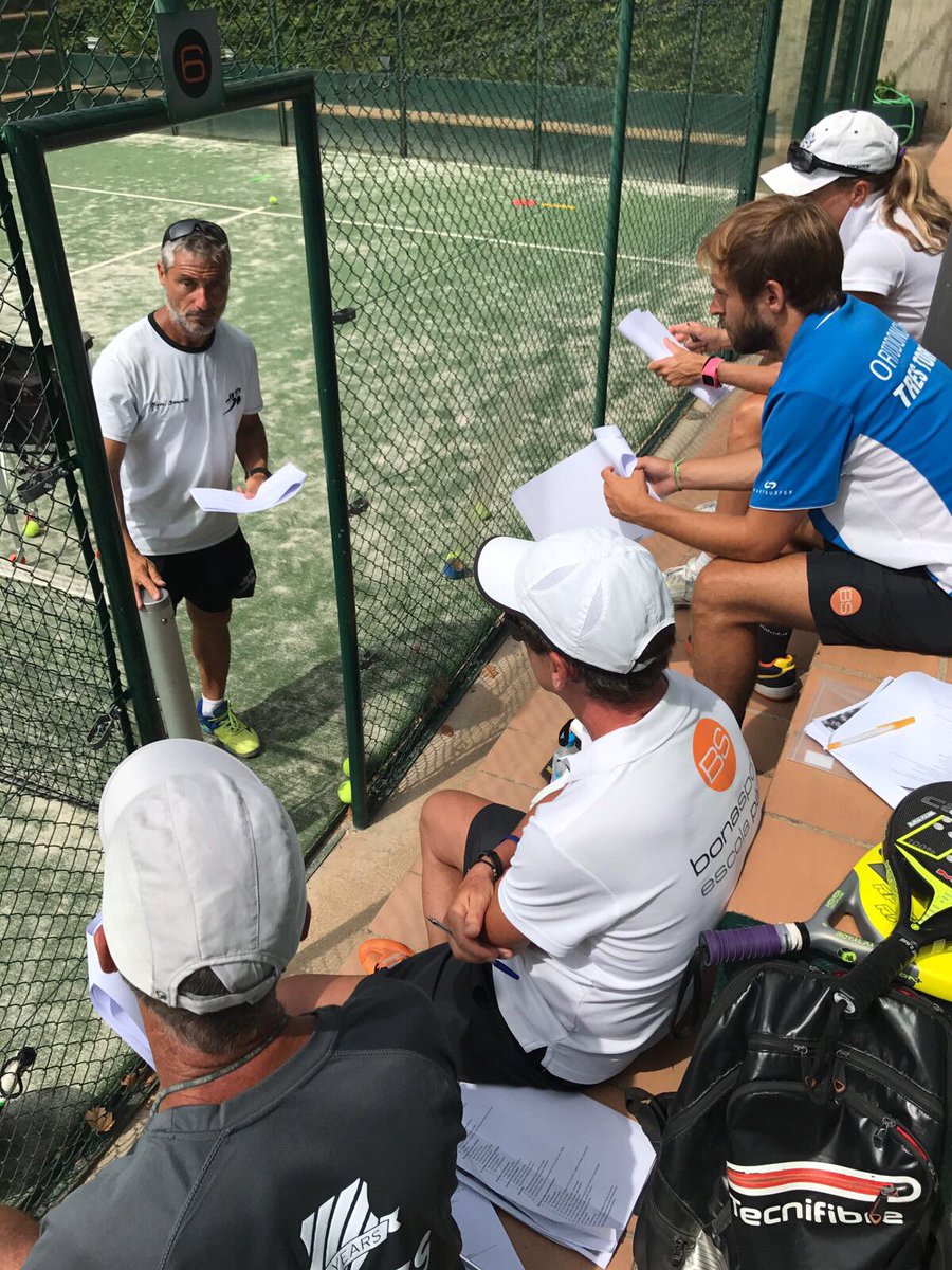 Capacitación #metodomiguelsciorilli <a href="/Bonasport/">Club Bonasport</a> Gracias Quique, Fran, Victor y <a href="/ingridvanbo/">Ingrid van Boven</a> <a href="/Justtenpadel/">JUST TEN</a> @CrownsNutrition <a href="/mizunoiberia/">Mizuno España</a>
