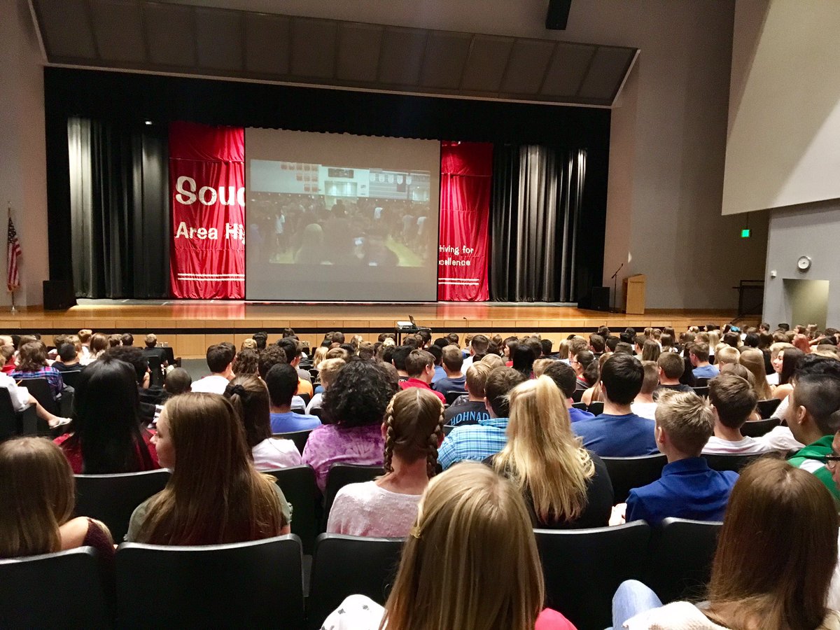 New Freshman class starting off the school year in their new home SAHS #SASDpride #SASDNext