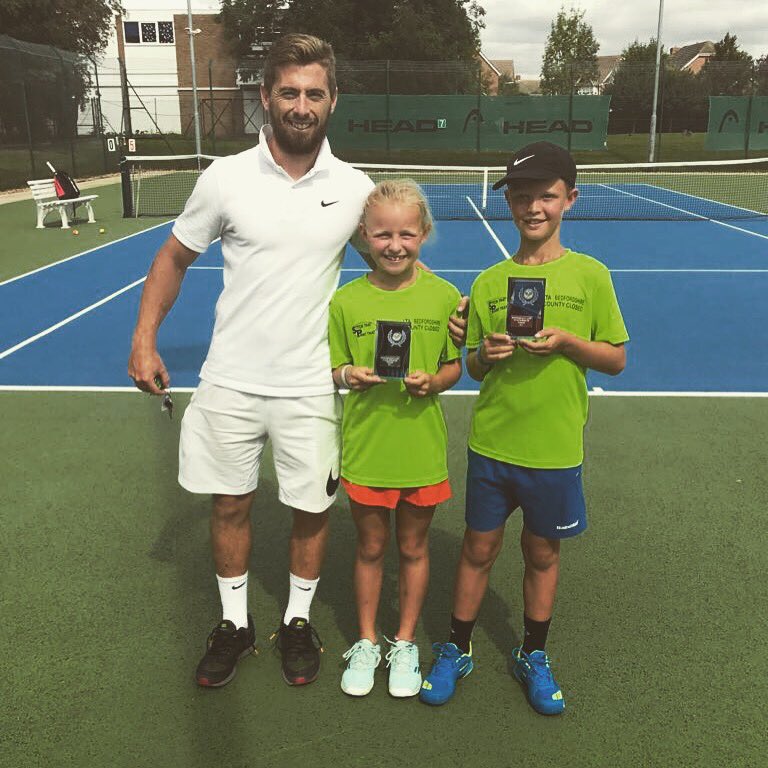 Woolfy tennis coach Jonny with both of his players that won today's under 9's county championship #woolfyTennis #alfie&amp;poppy 💜🐺🎾