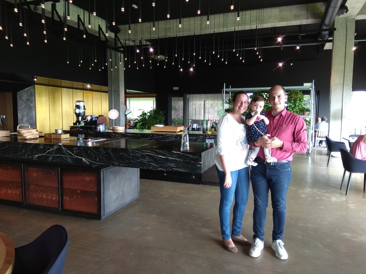 manulesi's tweet photo. De vuelta del @PepeVieiraChef  como hace ya 2 años! #WL #Lucy https://t.co/7YaFJeXWXs