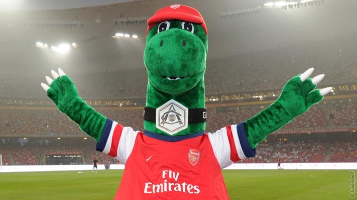 denizkemal12's tweet photo. Get him out of my club #GunnersaurusOut https://t.co/MecW5X7LdF