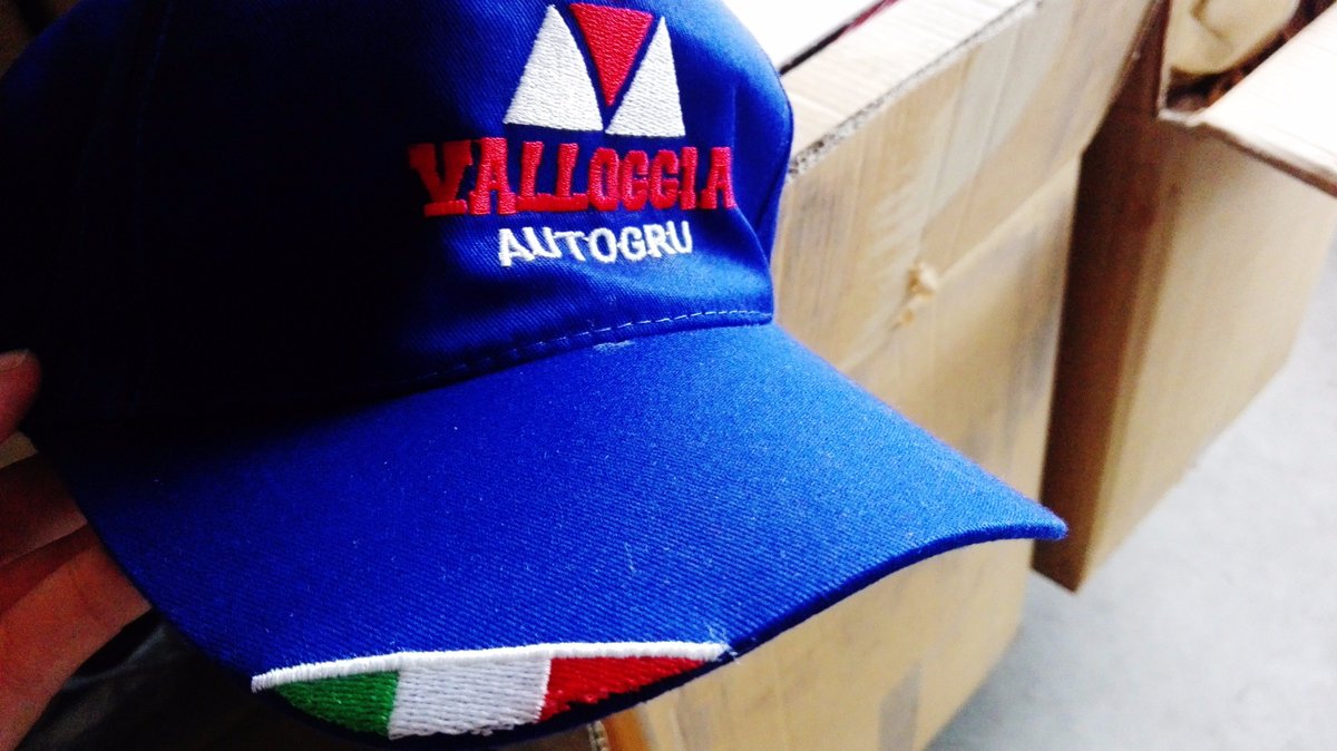 ValloggiaAutogr's tweet photo. Per i nostri migliori clienti !😁 ...
#caps #cappellini
#carryall #bag #borsone
#hats of #ValloggiaAutogruSrl https://t.co/Dmp0hPsnAm https://t.co/QB98lpRJtD