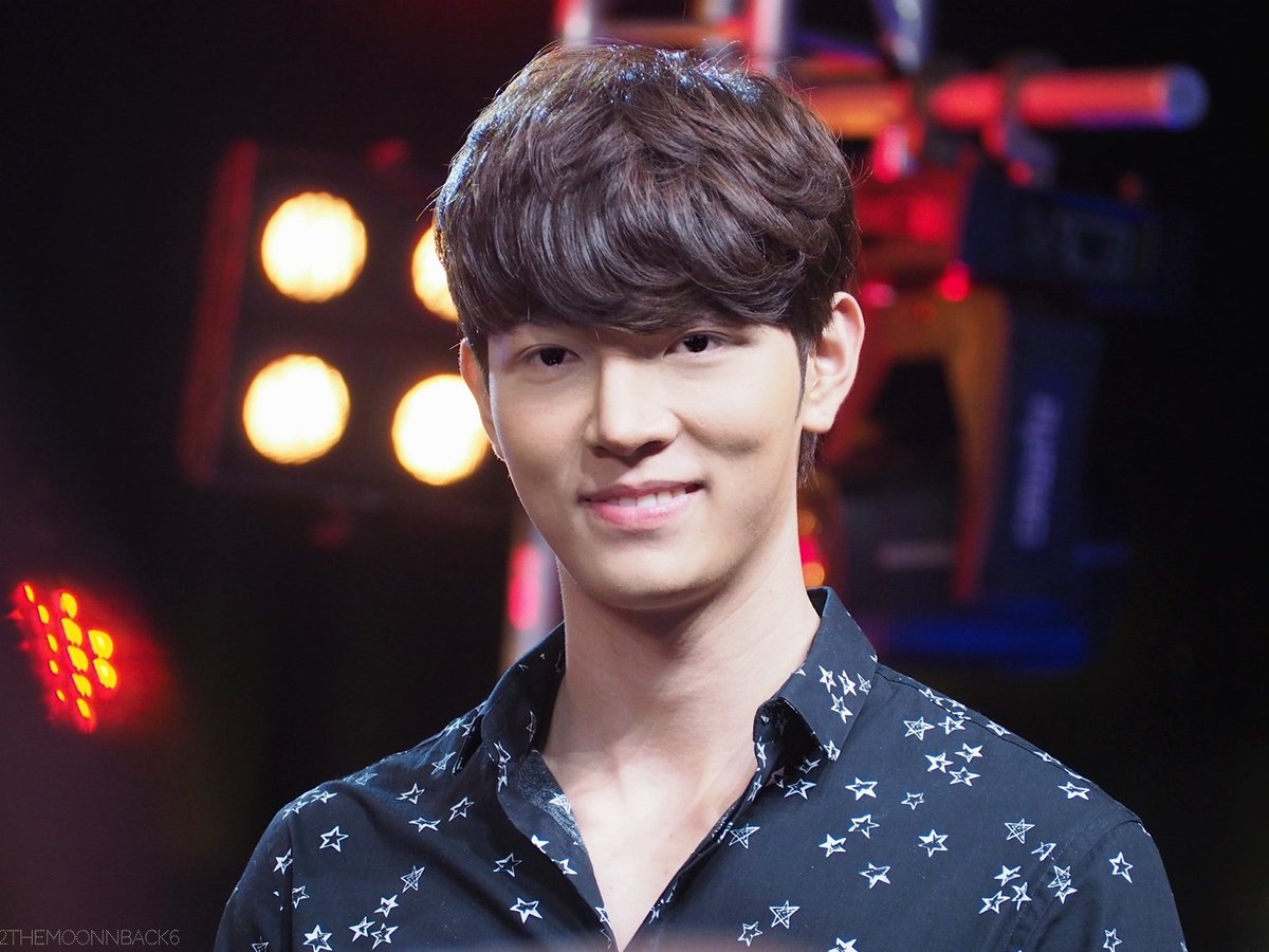2Themoonnback6's tweet photo. 290817 พี่ก็อตหลังอัดรายการเสร็จ♡

@gxxod4 
#ก็อตอิทธิพัทธ์ 
#teamgxxod 
#tonightsthenight https://t.co/sLhKLvEFJZ