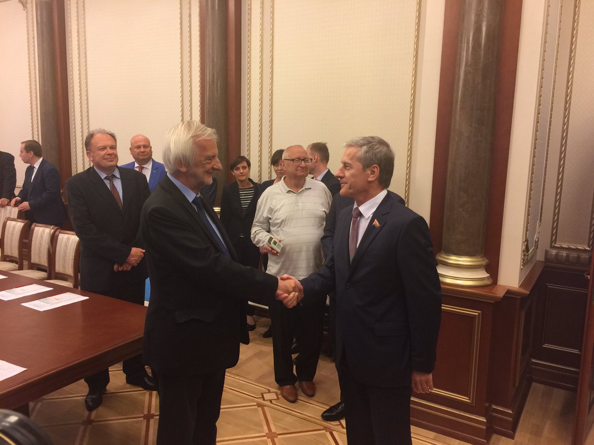PLinBelarus's tweet photo. Polska delegacja parlamentarna pod przewodnictwem wicemarszałka Sejmu RP Ryszarda Terleckiego rozpoczęła wizytę na Białorusi https://t.co/NivIJuOfWQ