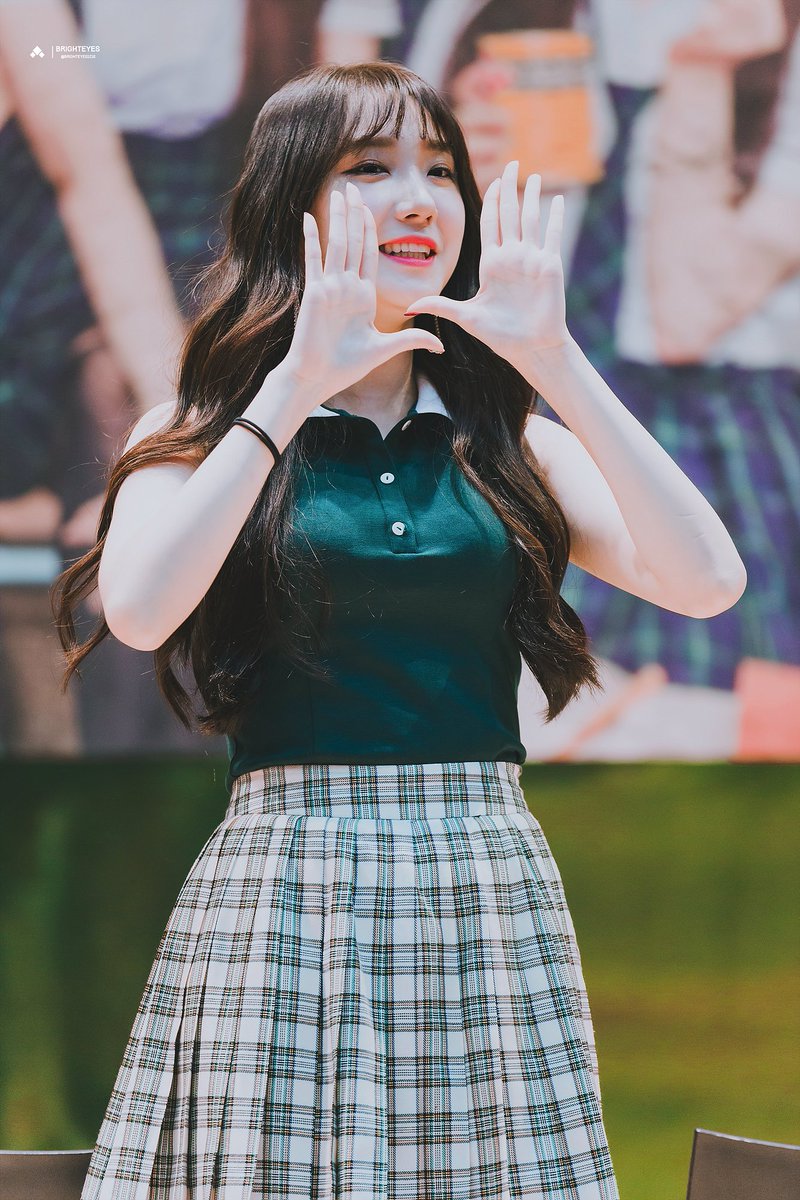 Brighteyes0321's tweet photo. 170827 프리스틴 팬싸인회 로아
#Roa #로아 #프리스틴 #Pristin #민경 https://t.co/mB1ouNjd9d