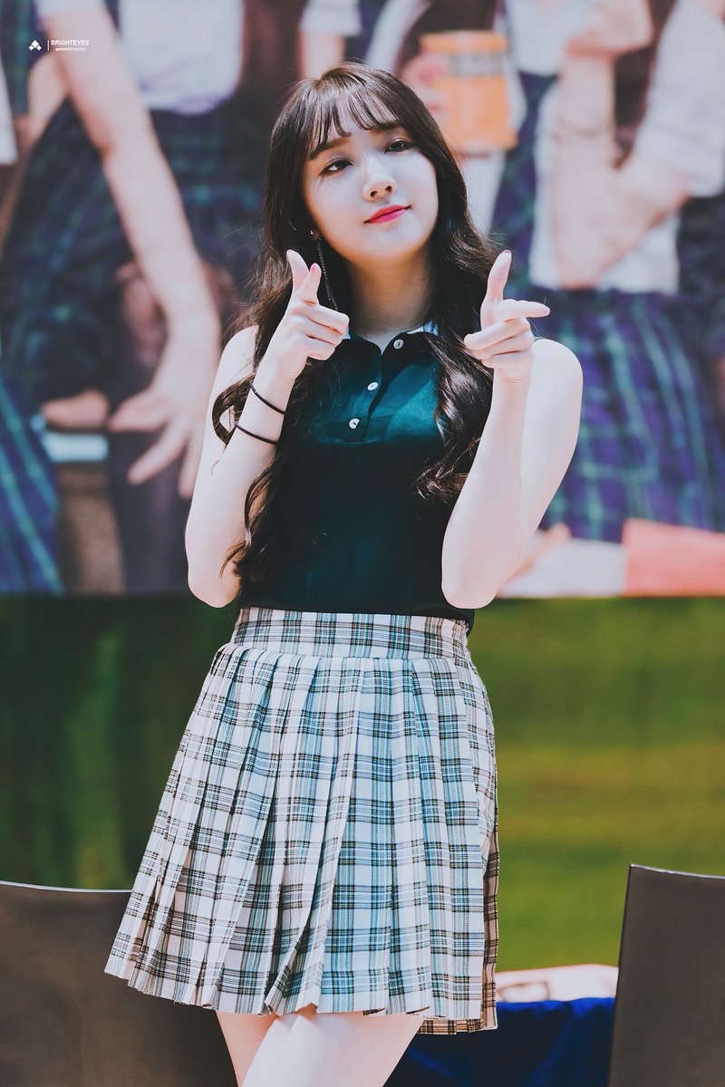Brighteyes0321's tweet photo. 170827 프리스틴 팬싸인회 로아
#Roa #로아 #프리스틴 #Pristin #민경 https://t.co/mB1ouNjd9d