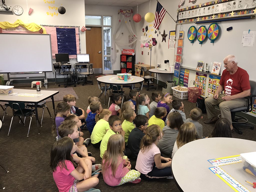 MrsOwenStars's tweet photo. We are so lucky to have Mr. Beatty as a Real Men Read mentor! The program hasn't officially started for the year but we didn't want to wait! https://t.co/GZR7dk5DGm