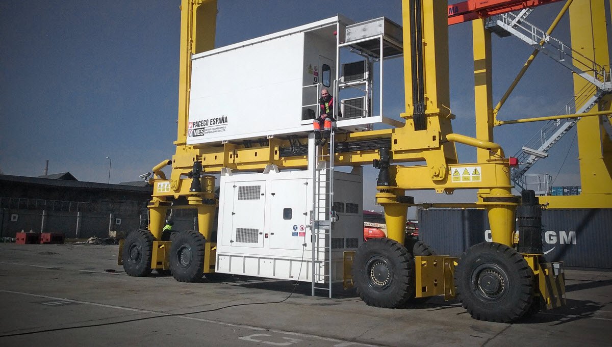 HIMOINSA_Global's tweet photo. To cope with abrupt load variations was a key point of this project: https://t.co/Nu86ENnqSm #PortConstanta #iamthepower https://t.co/AmbHGSAzfP