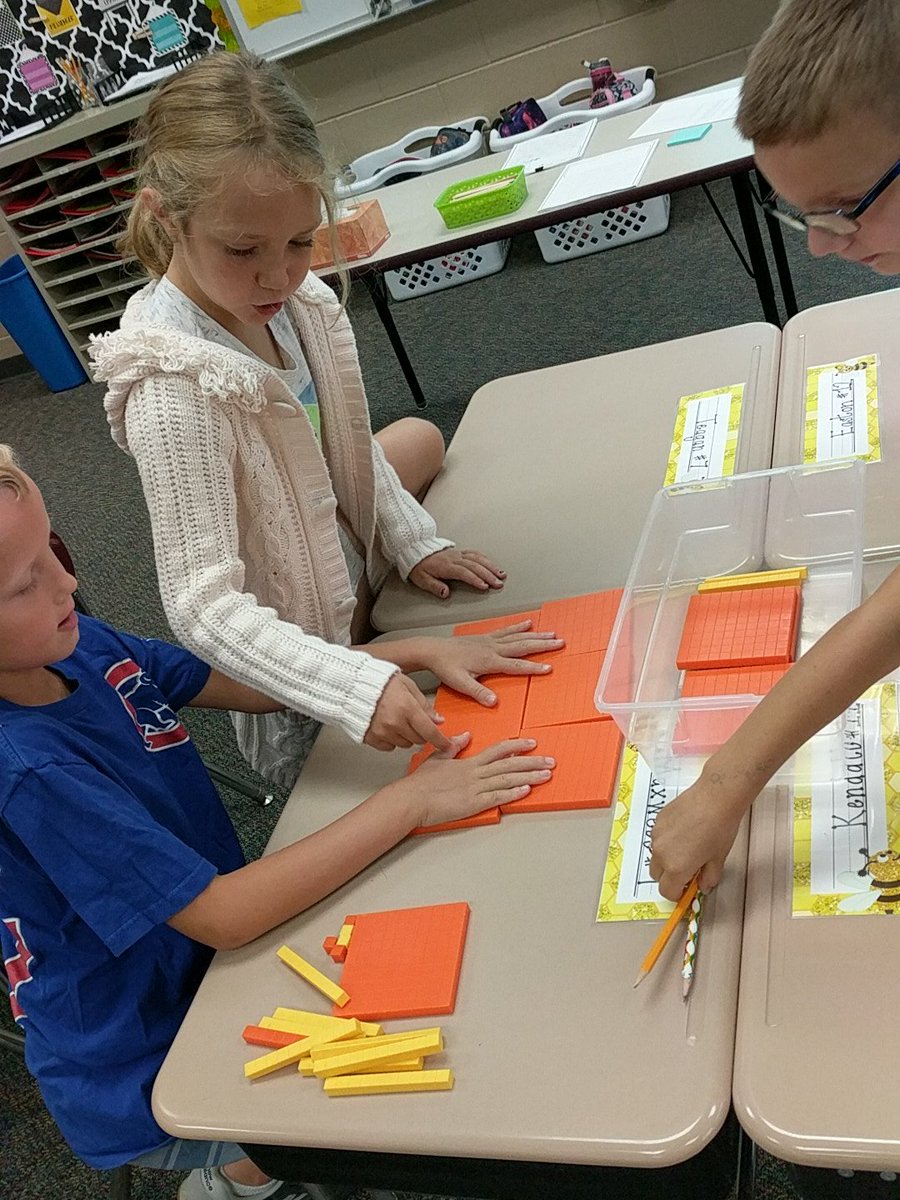 MrsBaltzerWES's tweet photo. Great teamwork in math today in 2B! https://t.co/R0z7jjX2xG