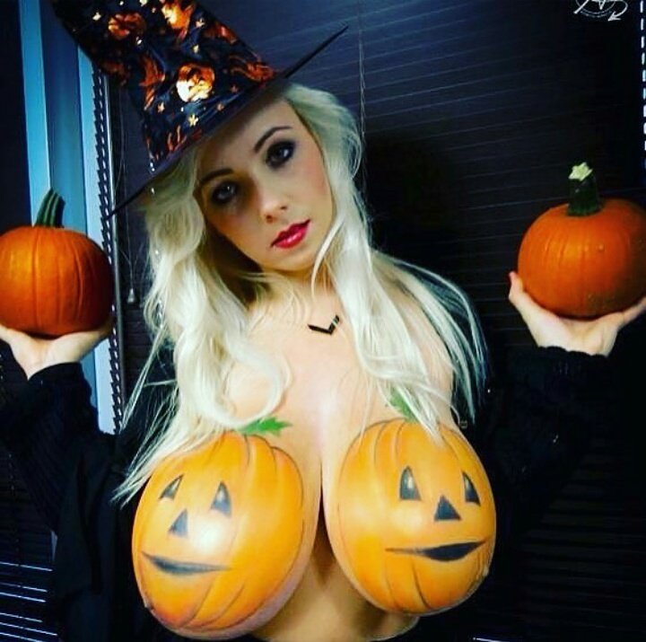 Women's Halloween Costumes Used As Excuse For Slut