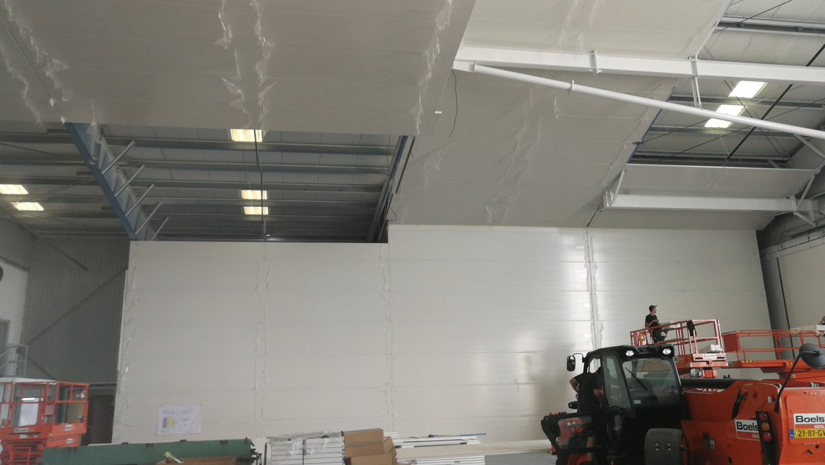 LiRoCon's tweet photo. Second phase of the project for Maas Aviation at Maastricht-Airport 
@TheWindowConcept https://t.co/o5PaJhfhQW