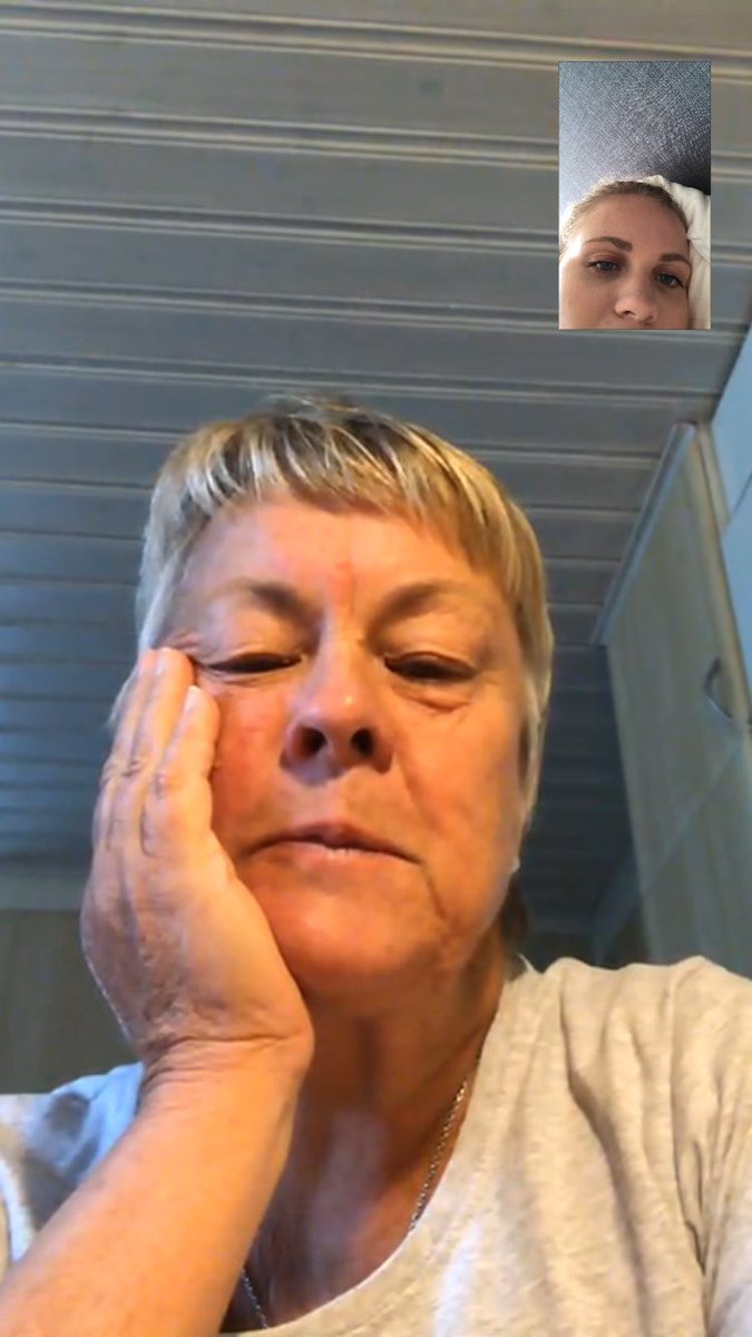 Älskar när mormor ringer på FaceTime
