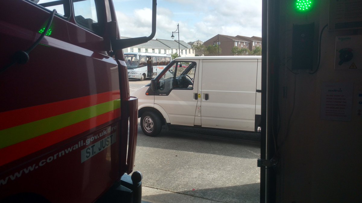 WorkshopsCFRS's tweet image. Luckily this time I was just waiting to go out on a test drive, next time it might not be. Minutes do make the difference!  #thinkB4Upark