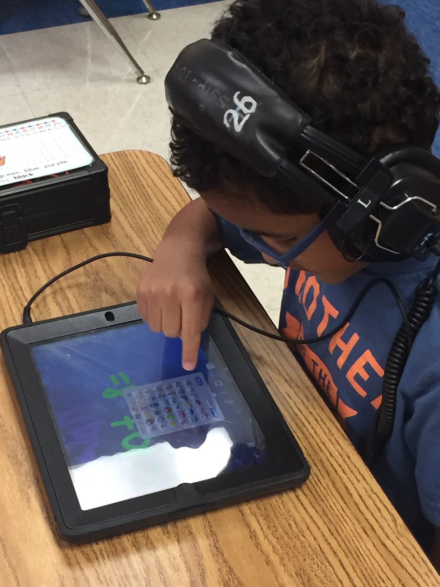 ClassWest's tweet photo. Using doodle buddy app to create addition number sentences #iPads #creation @sprshines @Gwd50Schools @sprgwd50 #1spr #GWD50 https://t.co/mwPDDu7URv