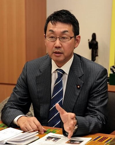 niraikanai07's tweet photo. 【国防】首相側近の河井氏「自衛隊が中距離弾道ミサイルや巡航ミサイル保有を検討すべき時期」［09/06］　#2ch 東ア＋
https://t.co/h7kPy7kuvx https://t.co/bqfMn7nmIb