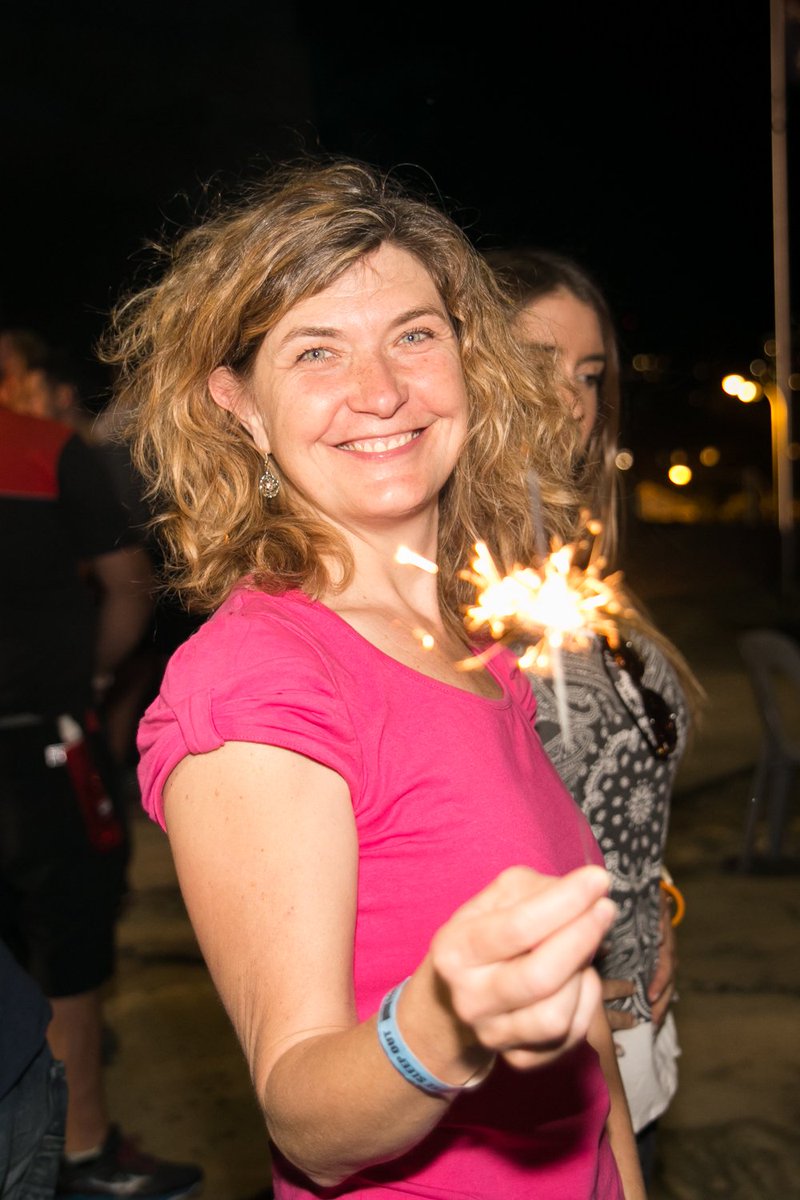 SSHAustralia's tweet photo. Don't miss out on all the fun! Register your team for Sleep Under the Stars 2017 here https://t.co/fe3Vms8RIz #SSHSleepStars #funtimes https://t.co/vXVIPsLEhq