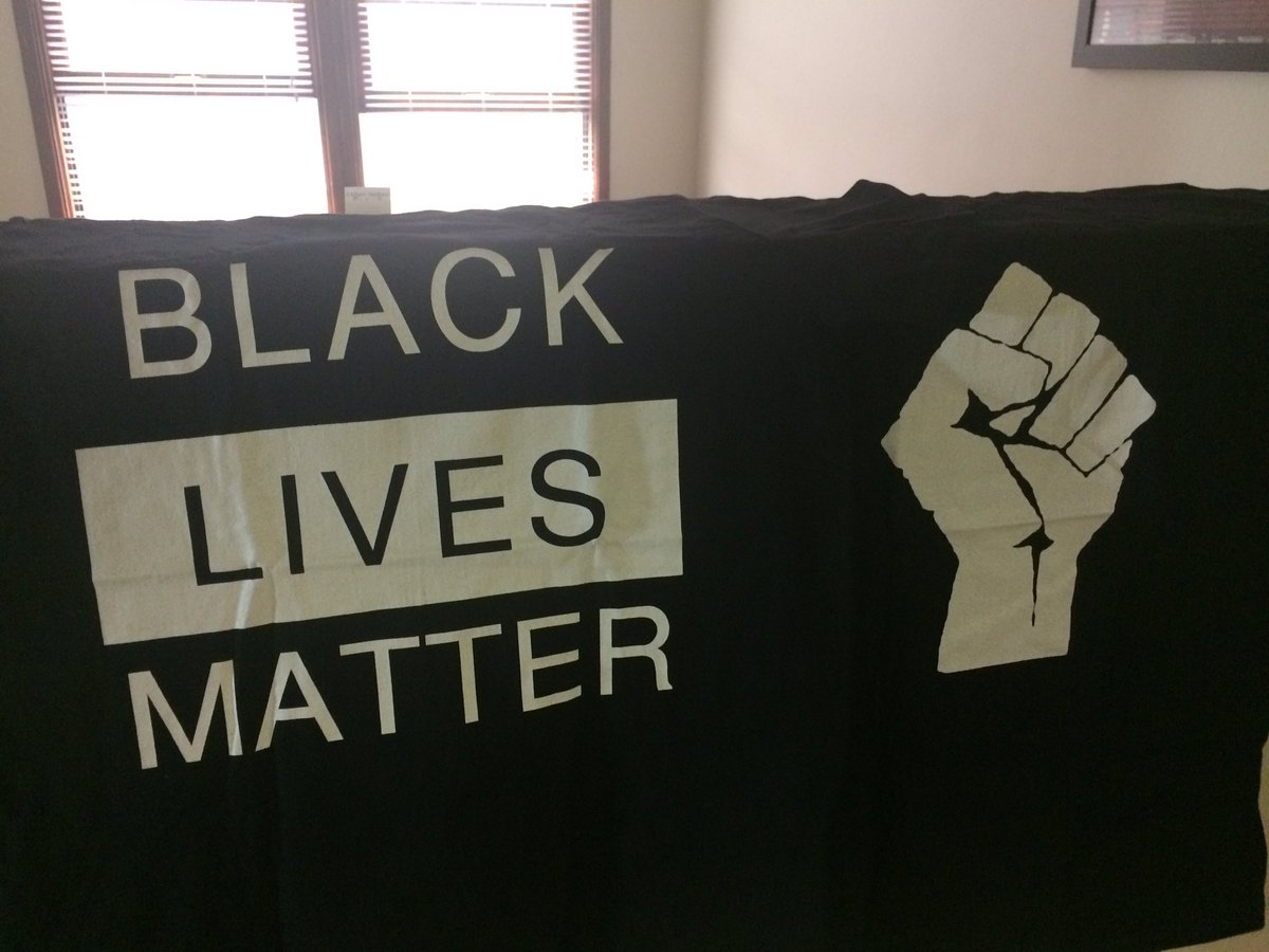 IdentityLens's tweet photo. SO HAPPY our #BLM tees arrived today! Thank you @usblm! Thank you @deray! @Blklivesmatter ✌️❤️✊️ #IdentityLensProject https://t.co/HmGxGSM2JD