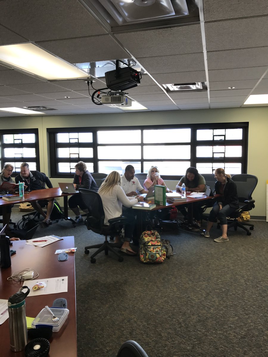 BWebberBIL's tweet photo. @EPS272  Eden Prairie, MN  math tchrs and cches having a productive training using their new @BigIdeasMath resources.  #BigiIdeasUsers https://t.co/Qs64utDdz4