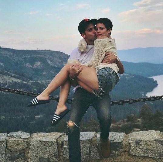 capital_buzzz's tweet photo. This could be us but you playin. #Galsey #HEazy #Halzy https://t.co/6QpYXcUG0s