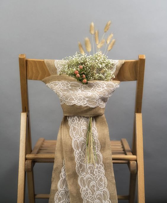 Source our extensive inventory of burlap and lace to create a wonderfully romantic autumn setting at your next event! #eventplanning #fall