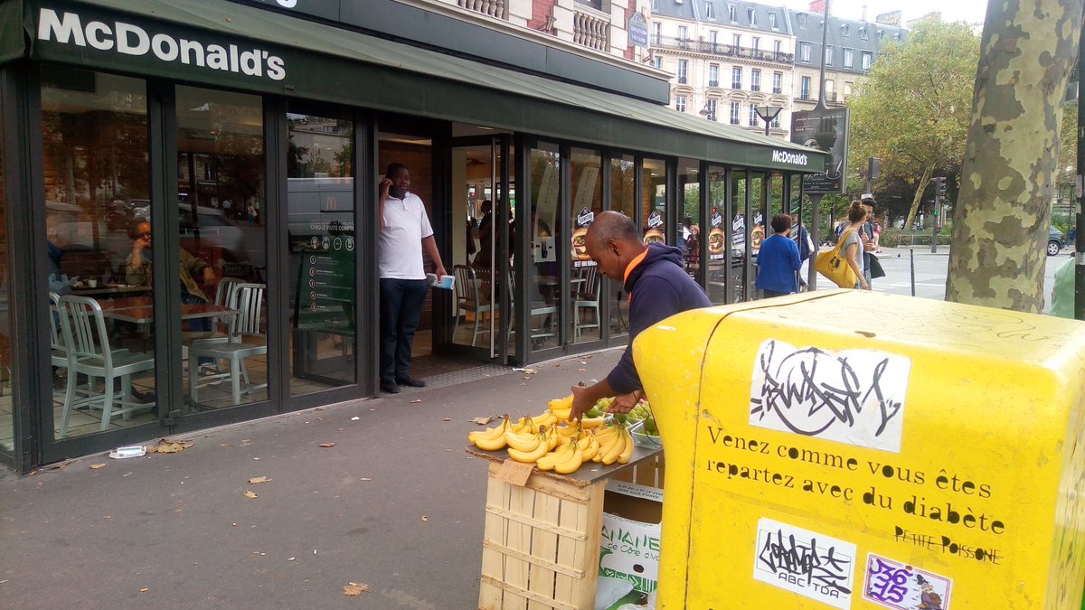 MissM_ARTINSITU's tweet photo. Ma photo du jour #publicité #Advertising  #reclam  #Punchline https://t.co/QQpoPiYrDO