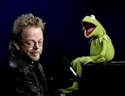 IMPaulWilliams's tweet photo. Yes, it's the lovers, the DREAMERS and me. https://t.co/t83DD0SuYC