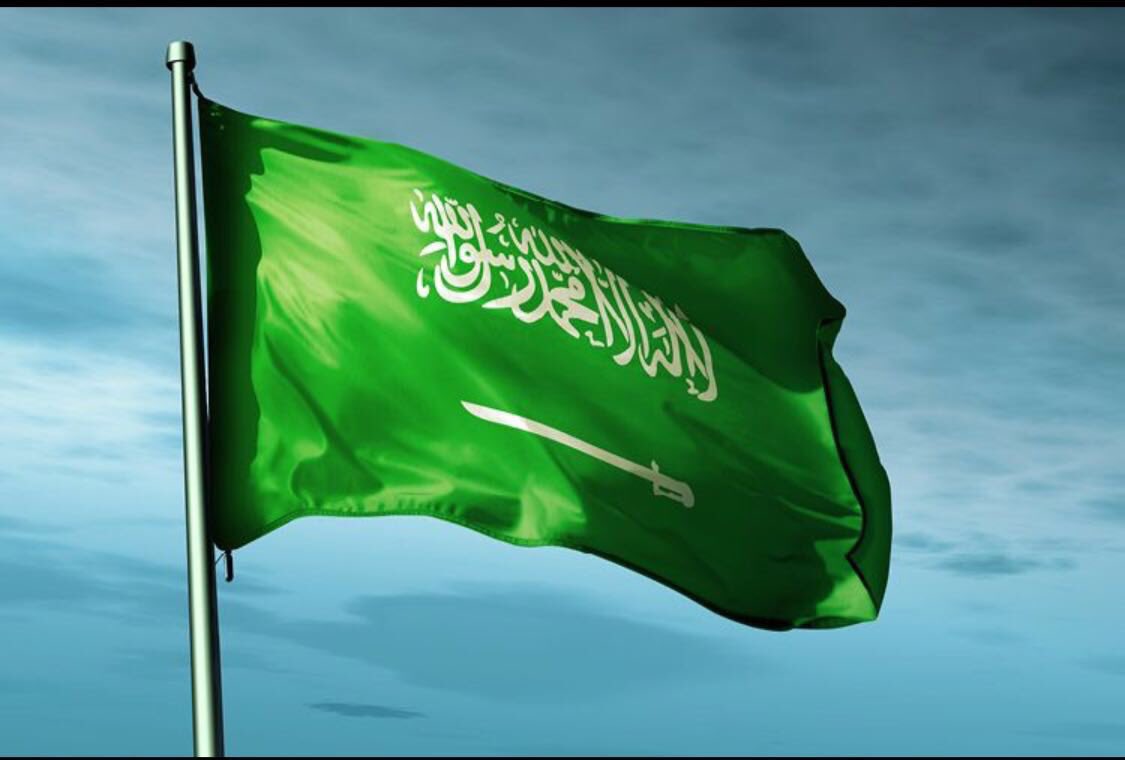 Altomohfze's tweet photo. ألف مبروك صعود رجال المملكة .. رجال سلمان لمونديال ٢٠١٨ . منتخب يستحق أن يمثل العرب ..ألف مبروك لخادم الحرمين الشريفين وللشعب السعودي الحبيب https://t.co/ZEaWKJ6Fsa