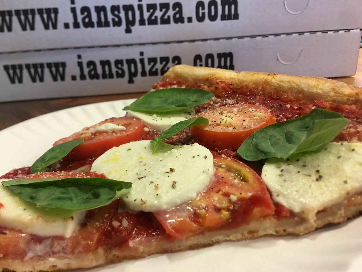 IansDenver's tweet photo. Come and try our new #SliceOfTheMonth! Introducing the FMBT (Fresh Mozzarella, Basil and Tomato). #veggie #nom π
π https://t.co/luJkbRzCGQ