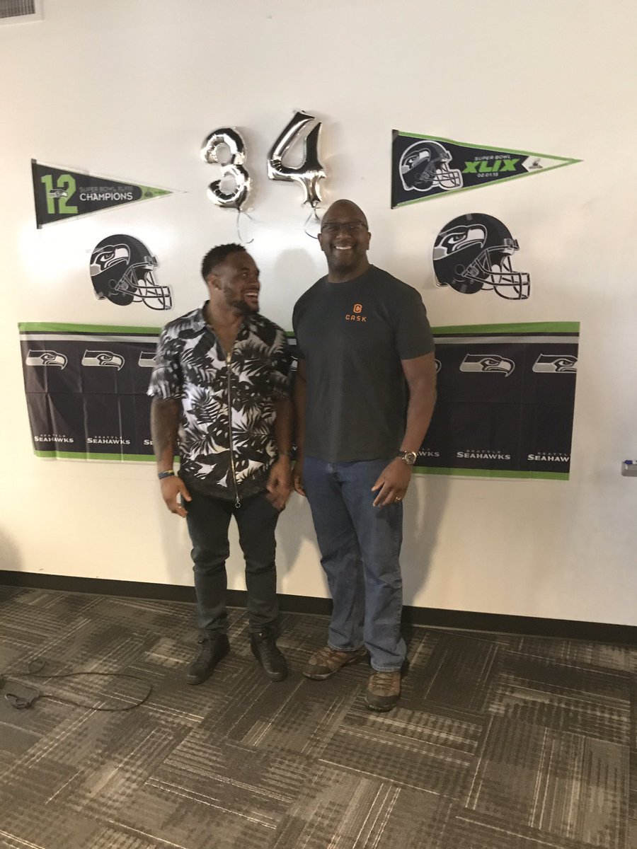 DonReamey's tweet photo. Got to meet #ThomasRawls from the #Seahawks. #34 https://t.co/AApmxtoglo