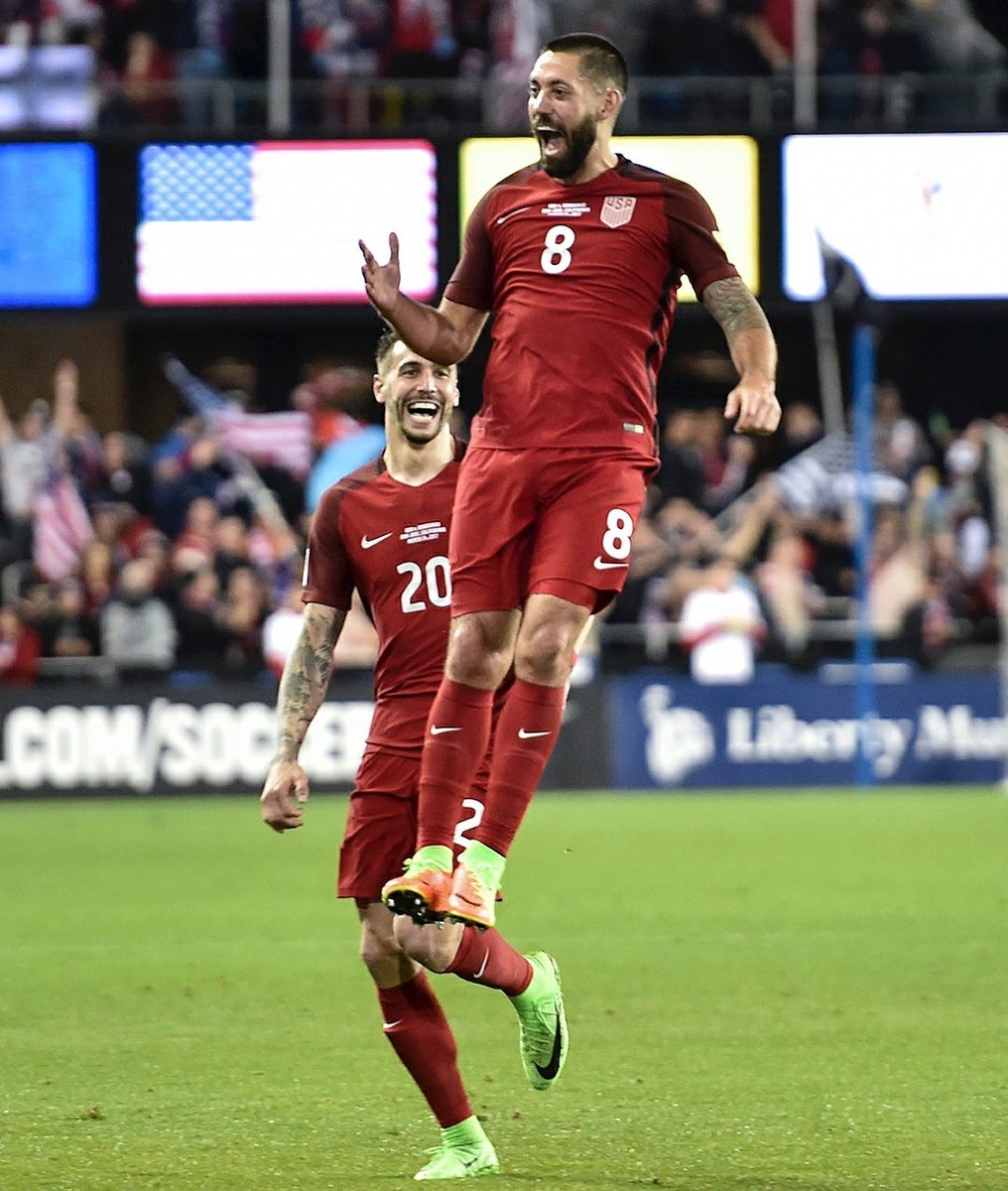 PLAYGROUND BAR tweet media