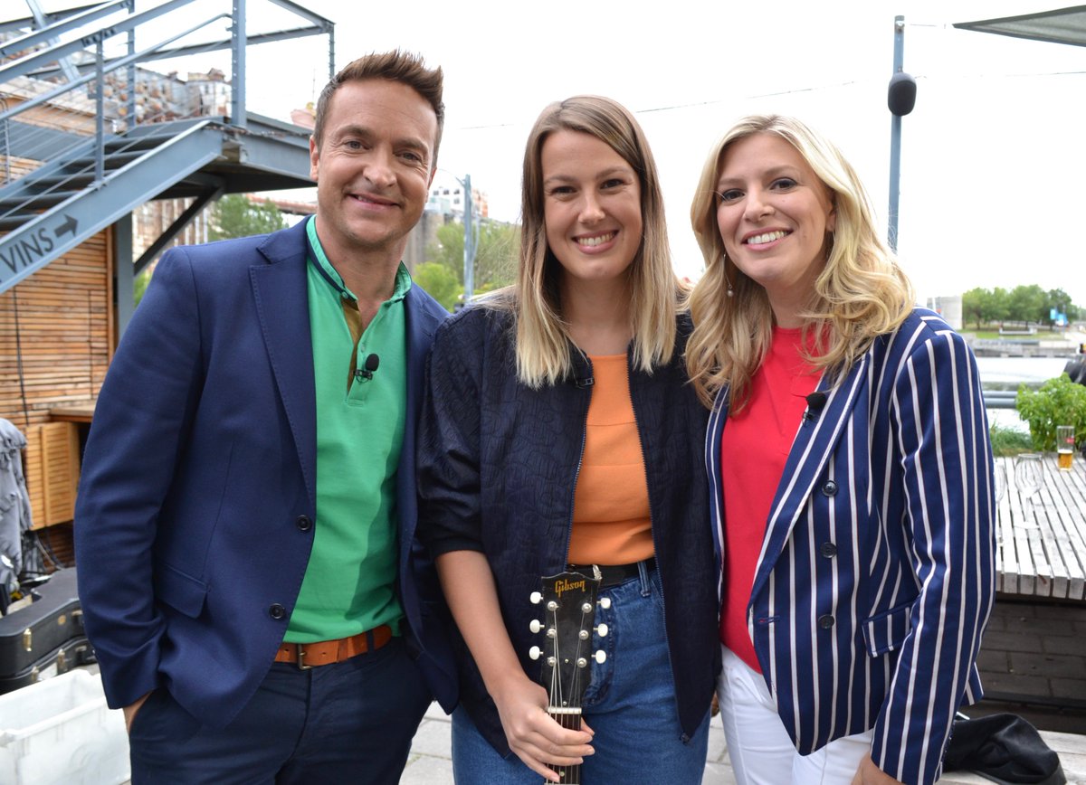 Ne manquez l'émission d'aujourd'hui, nous recevons <a href="/PYLord/">Pierre-Yves Lord</a> et <a href="/GabrielleShonk/">Gabrielle Shonk</a> nous offre une prestation! #indice_uv🙌⚡️