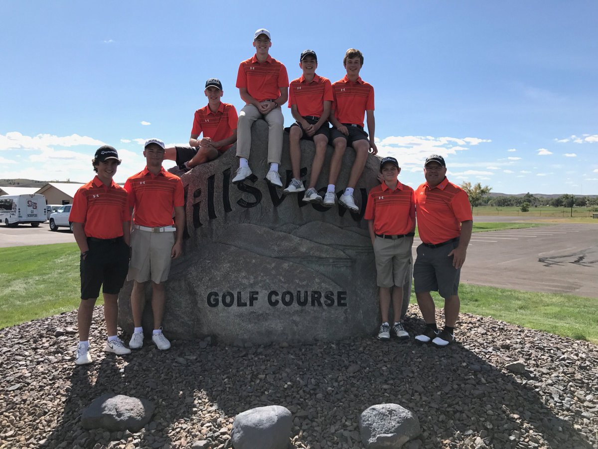 golf_whs's tweet photo. The boys were in Pierre today at their invite.  It was a sunny but windy day. https://t.co/rhGNDbAlQX
