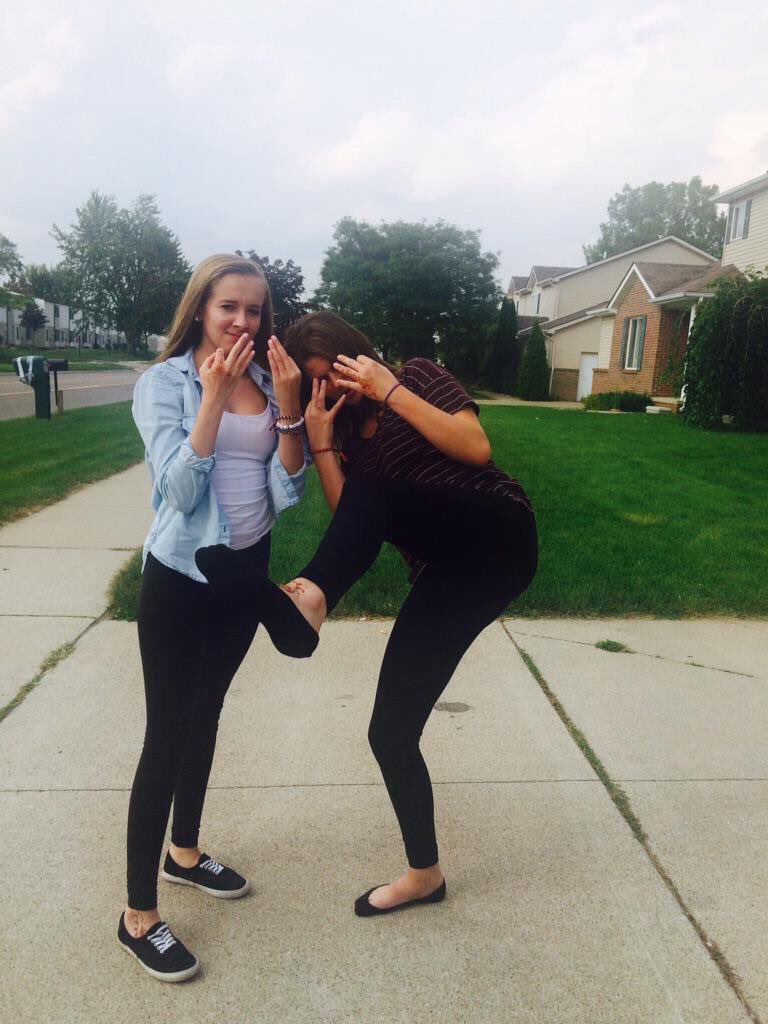 laurenpolly's tweet photo. wouldn't want to do high school with anyone else by my side 👯 here's to our last year together 🎓💓 #senyaas @SamiKupke https://t.co/NkNO2wnyLd