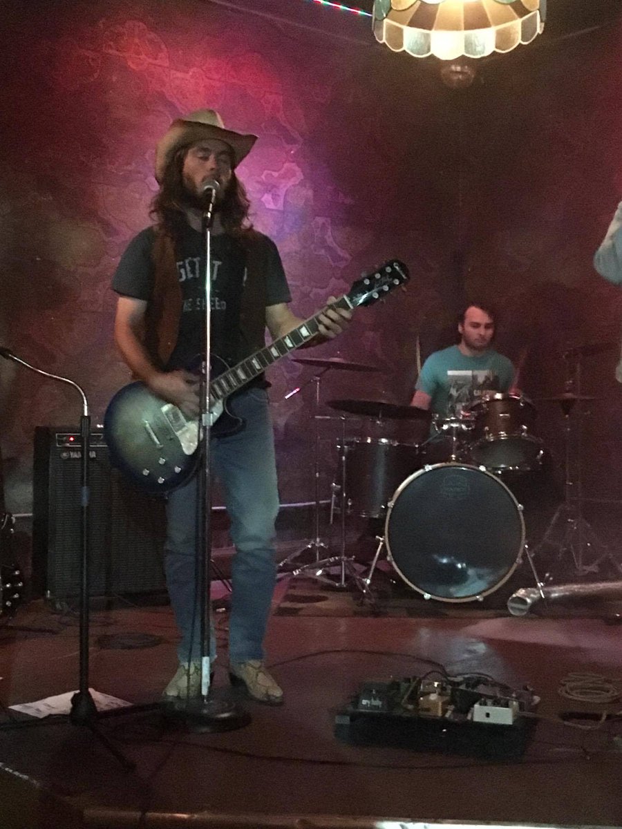 DeadRiverKings's tweet photo. Some pictures from out latest gig over at Villain's Bistro in Windsor, ON. We'll be playing at The Richmond in London, ON.  Friday Sept. 8! https://t.co/x9sEIqYNi9