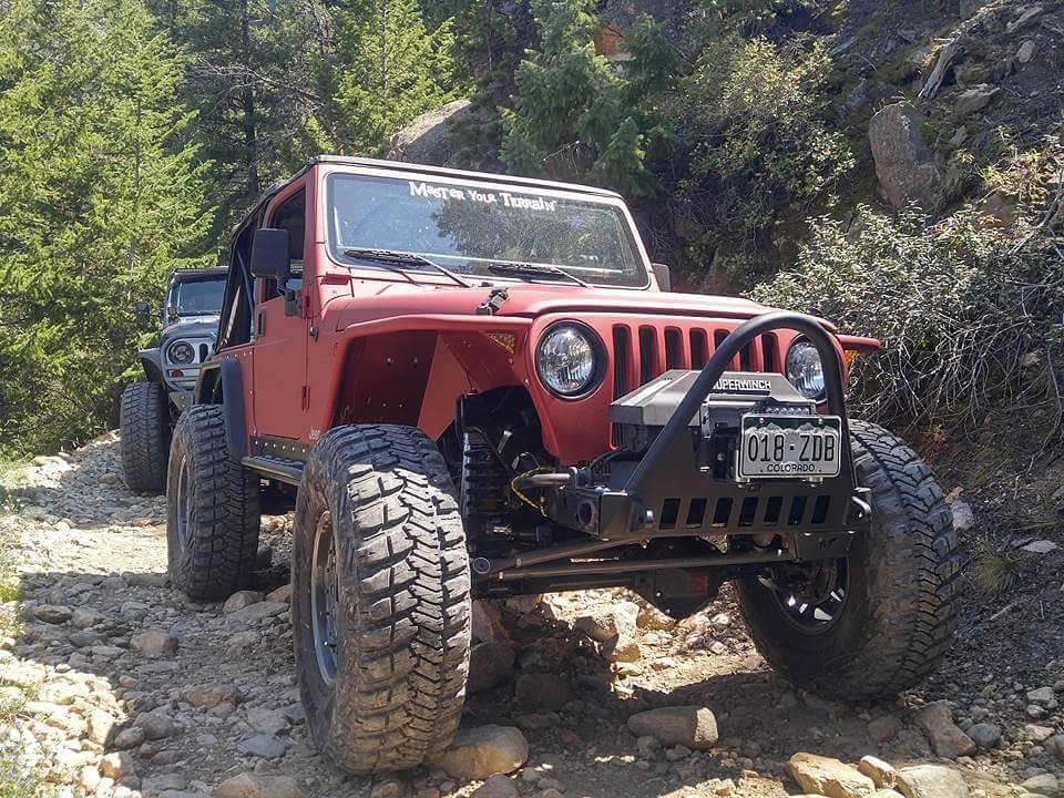 We may be a little bit biased, but damn this Jeep looks good😍😍 #tntcustoms #masteryourterrain #madeinusa🇺🇸 #whyiwheel #trailboss