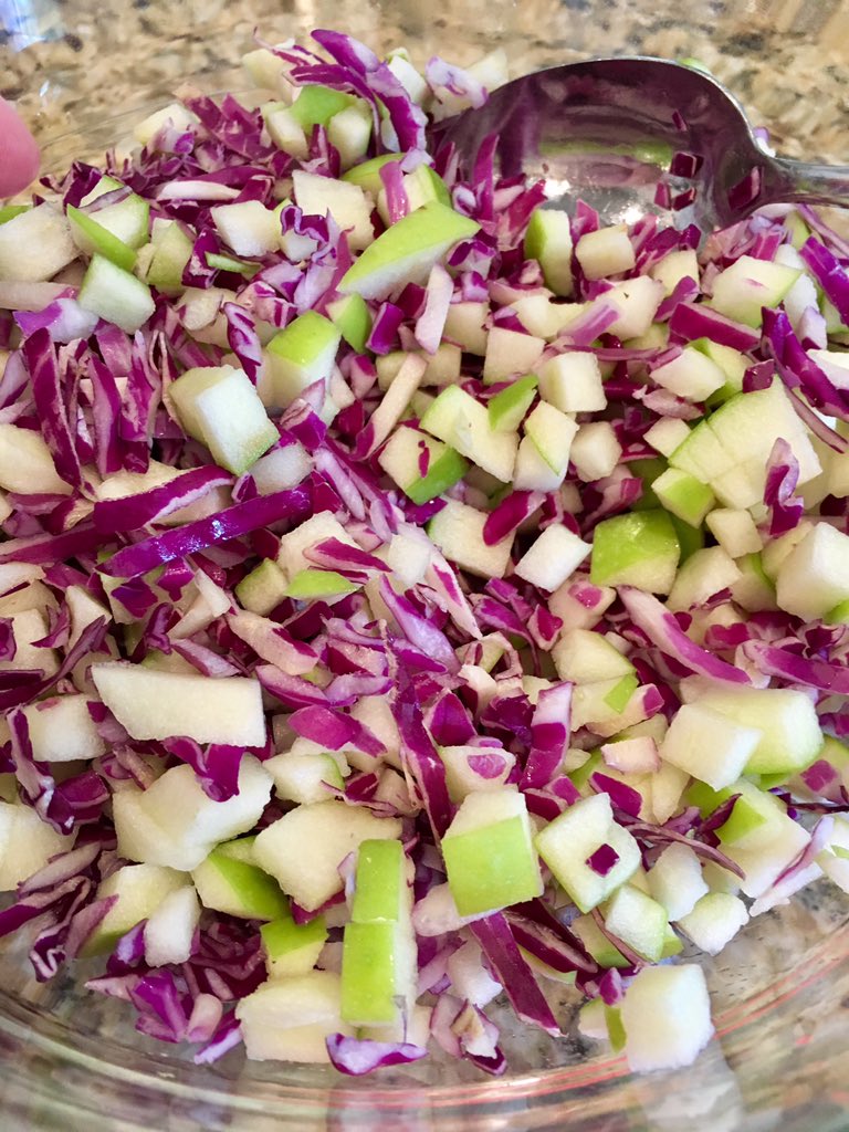 Eatdrinkgogirl's tweet photo. @WineRayZyn added a fabulous #crunchfactor to my #cabbageappleslaw with #bluecheese! https://t.co/DDW3z4nc8k