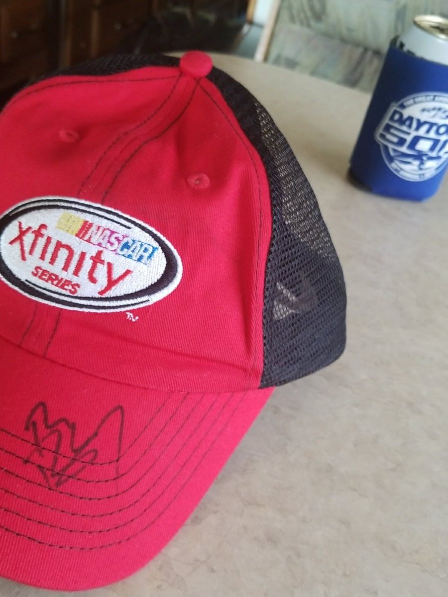 Melissa rodier tweet media