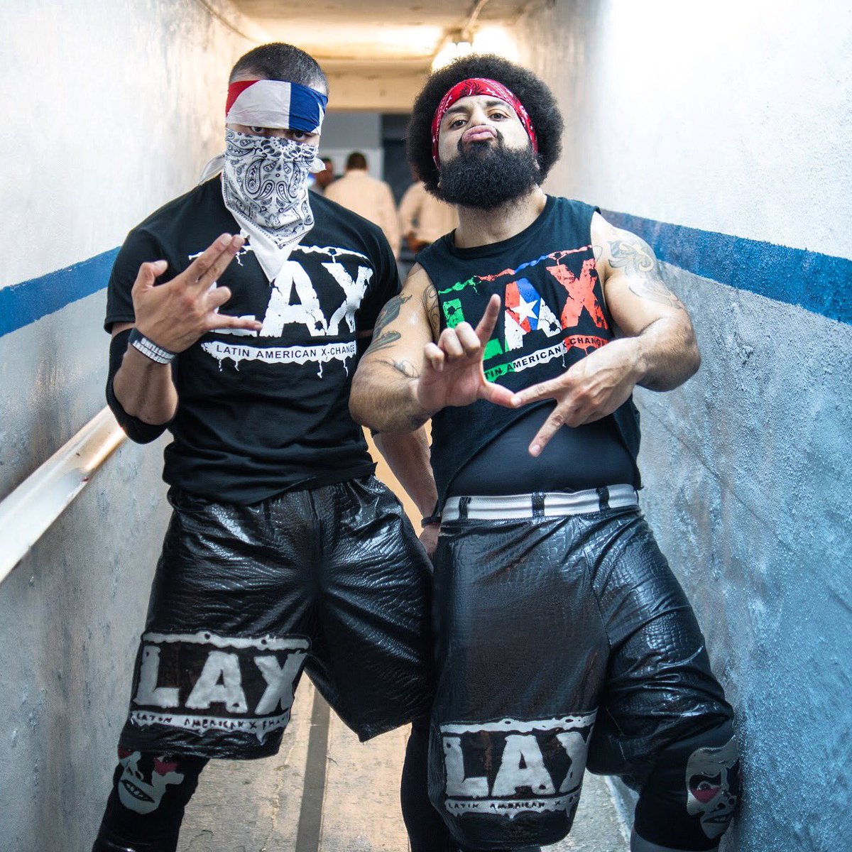 Montana_NYPR's tweet photo. El Movimiento!
#AmbassadorsOfViolence #LAX5150 #TheCrash #GFW
📸 @RudosPhoto https://t.co/qvUgeBULEx