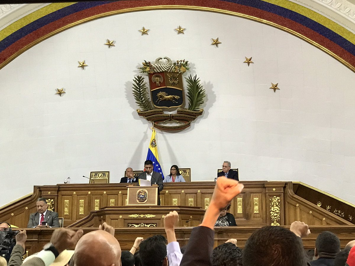 MataVictoria's tweet photo. Viva la generación de oro . Aquí estamos con orgullo para las propuestas de las y los jóvenes @pinfantea, ministro de Juventud y Deporte https://t.co/pF3dt6nXOb