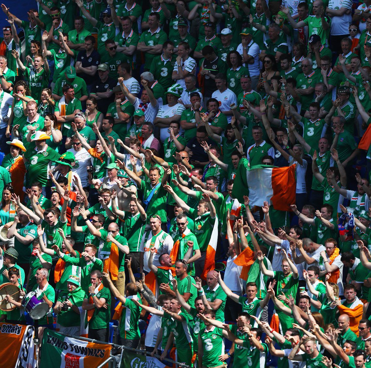 Which nation would you rather see at the 2018 World Cup?

RT - Wales
💚 - Ireland