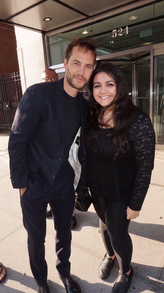 TKitschSpain's tweet photo. Foto de Taylor con @deetornatore https://t.co/6Yt8ue3vif